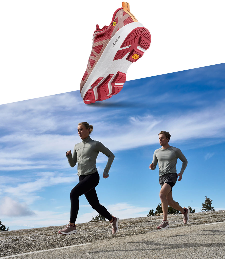 Closeup des Joe Nimble Addict Pro-R Laufschuh in Rot und mit Läufer beim Lauftraining