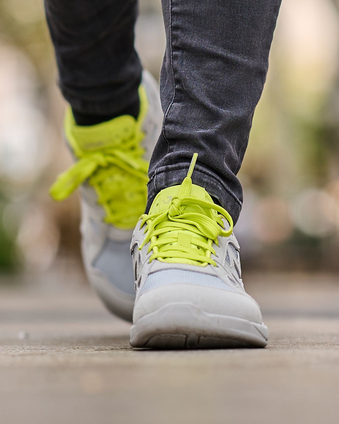 Sneaker Addict gray-yellow| Men lifestyle shoes | Joe Nimble